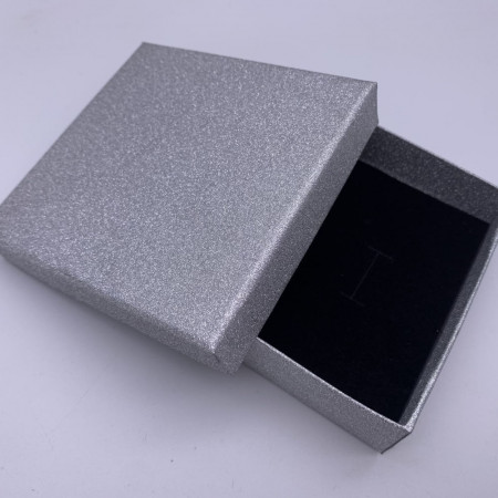 Подарочная коробочка, с ложементом, картонная, серебристая, блестящая, размер 90х90х30 мм