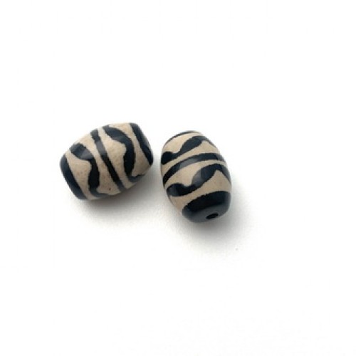 Бусина Дзи "657" из агата, Двойной тигриный клык, размер 12х9 мм, цена за 1 шт