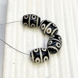 Бусина Дзи "660" из агата, 8 глаз, размер 12х9 мм, цена за 1 шт