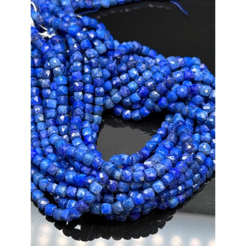 Каменные бусины, Лазурит, кубик огранка, 4х4 мм, длина нити 38 см