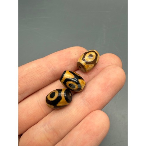 Бусина Дзи, "834", 3 глаза, Агат, состаренный, кракле, размер 14х10 мм, цена за 1 бусину