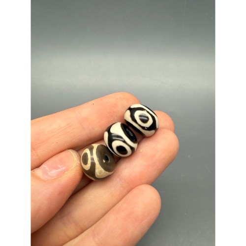 Бусина Дзи "228", 3 глаза, Агат, размер 14х9 мм, цена за 5 шт