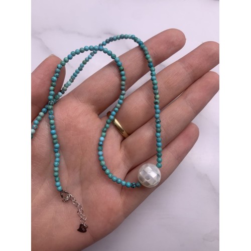 Чокер, Бирюза, шарик гладкий, вставка Перламутр, фурнитура серебро 925 пробы, длина 39 см