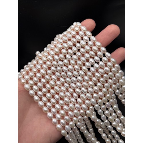 Каменные бусины, Жемчуг, белый, рис, 3А, размер 5-6 мм, длина нити 35 см