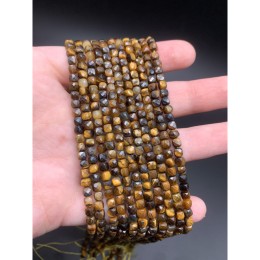 Каменные бусины, Тигровый глаз, кубик огранка, 4х4 мм, длина нити 38 см