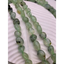 Каменные бусины, Пренит, фриформы, 12х10 мм, длина нити 40 см