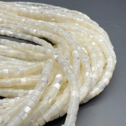 Каменные бусины, Перламутр белый, шайба, 4х2 мм, длина нити 38 см