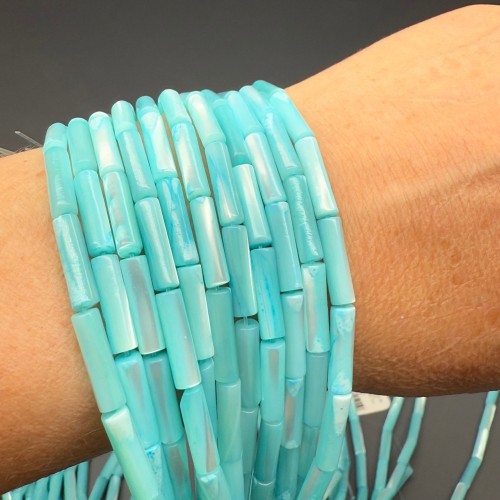 Каменные бусины, Перламутр голубой, тонированный, столбики (трубочки), 13х4 мм, длина нити 38 см