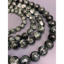 Каменные бусины, Серафинит, Клинохлор, люкс, шарик гладкий, размер 9 мм, длина нити 19 см