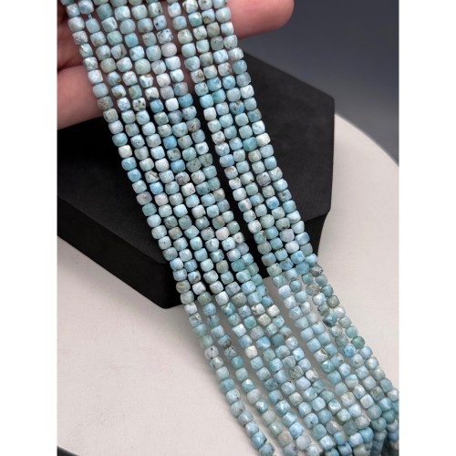 Каменные бусины, Ларимар, люкс, кубик огранка, 4х4 мм, длина нити 39 см