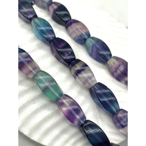 Каменные бусины, Флюорит полихромный, люкс, крупные граненые бусины,  крученый бочонок, 17х8 мм, длина нити 19 см