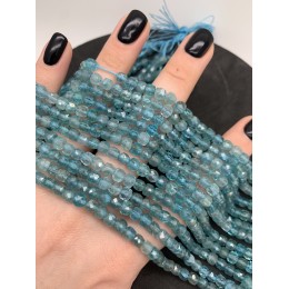 Каменные бусины, Апатит, прозрачный, кубик, огранка, 4х4 мм, длина нити 38 см