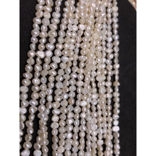 Каменные бусины, Жемчуг, белый, фриформы, 4-5 мм, длина нити 34-35 см