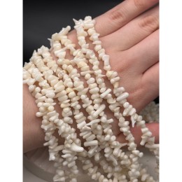 Каменные бусины, Коралл, белый, Фриформы, 11х3 мм, длина нити 40 см