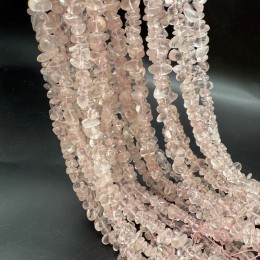 Каменные бусины, Розовый кварц, с жемчужным блеском, фриформы, крошка, 6х4 мм, длина нити 39 см