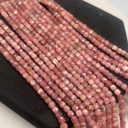 Каменные бусины, Родохрозит, кубик, ювелирная огранка, 4х4 мм, длина нити 38 см