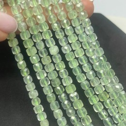 Каменные бусины, Пренит, люкс, кубик огранка, 4,5х4,5мм, длина нити 38 см