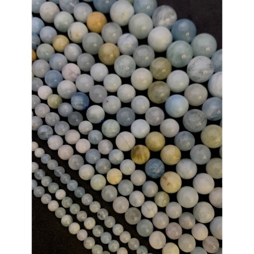 Каменные бусины, Аквамарин, Берилловый микс, шарик гладкий, 4-4,5 мм, длина нити 38 см