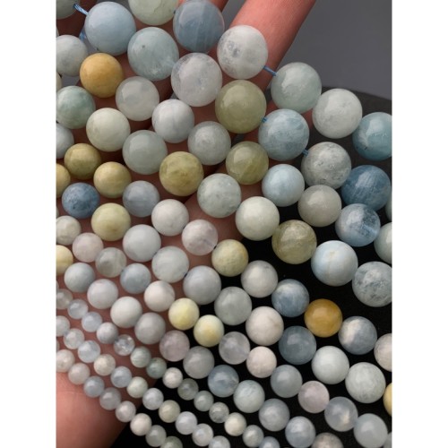 Каменные бусины, Аквамарин, Берилловый микс, шарик гладкий, 6-6,5 мм, длина нити 38 см