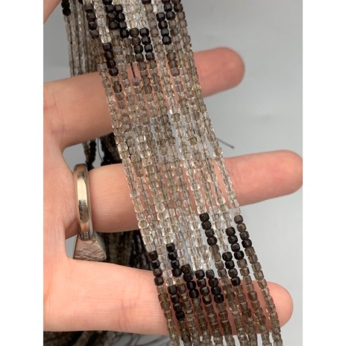 Каменные бусины, Раухтопаз, Дымчатый Кварц, кубик, зеркальная огранка, 2,5х2,5 мм, длина нити 38 см