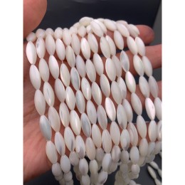 Каменные бусины, Перламутр белый, рис, 6х15 мм, длина нити 38 см