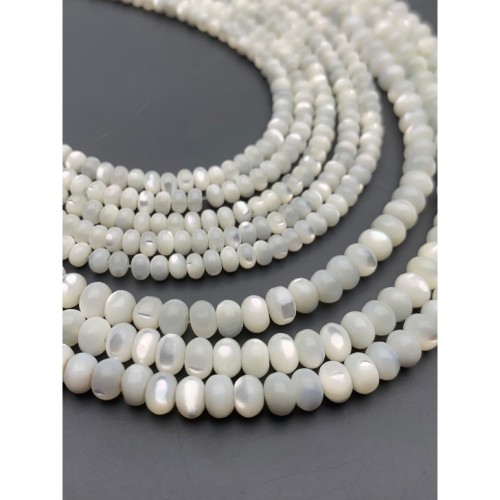 Каменные бусины, Перламутр, белый, бублик, 3х4 мм, длина нити 38 см