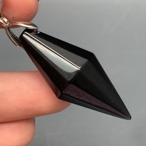 Подвеска, маятник, Агат черный, оникс, конус с гранями, размер 40х15 мм, цена за 1 шт.
