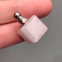 Подвеска, Розовый кварц, кулон-флакон для духов и масел, куб гладкий 12 мм, крепление - цвет серебро, цена за 1 шт.