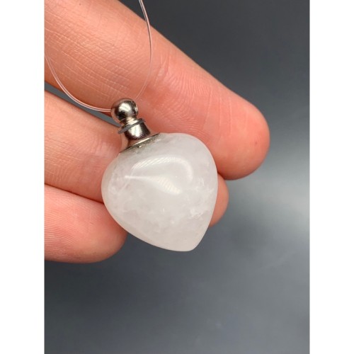 Подвеска, Горный хрусталь. сердце, кулон-флакон для духов и масел, размер 20 мм, крепление - цвет серебро, цена за 1 шт.