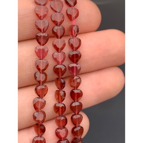 Каменные бусины, Гранат, люкс, сердечки, 5х2 мм, длина нити 19 см