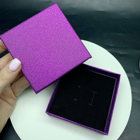 Подарочная коробочка, с ложементом, картонная, фиолетовая, блестящая, размер 90х90х30 мм арт. 18277