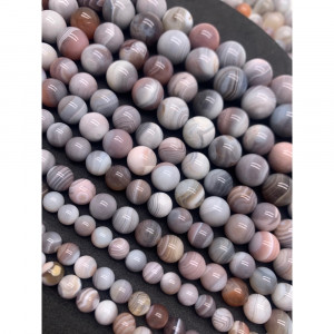 Каменные бусины, Агат Ботсвана, серо-розовый, шарик гладкий, размер 8 мм, нить 38 см