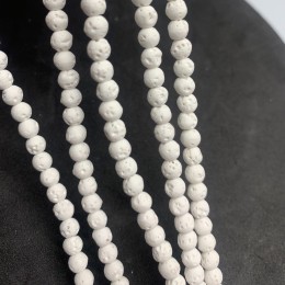 Каменные бусины, Вулканическая лава, белая, тонированная, шарик, гладкий, 4 мм, длина нити 38 см