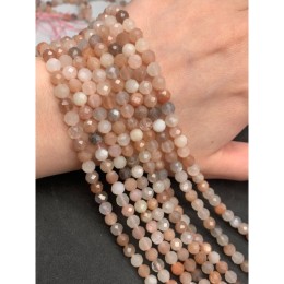 Каменные бусины, Лунный + Солнечный камень (олигоклаз), микс, шарик огранка, 4 мм, длина нити 38 см