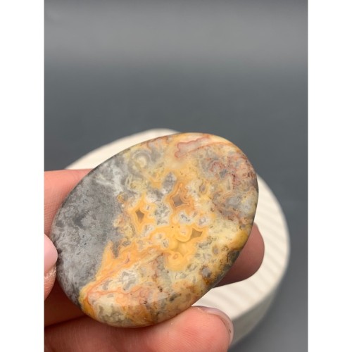 Сувенир, Агат кружевной, (Crazy Agate), антистресс камень (Worry stone), размер 49х40 мм, толщина 7 мм, цена за 1 шт.