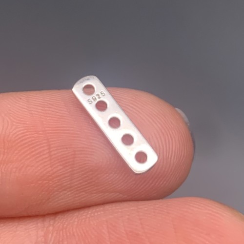 Разделитель, на многорядное украшение, модель SS 925, покрытие родий, размер 14х3 мм, цена за 1 шт.