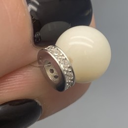 Разделитель, вставка цирконии, модель 925, покрытие родий, размер 8х2 мм, цена за 1 шт.