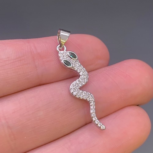 Подвеска, змея, со стразами(цирконами), латунь, цвет серебро/родий, размер 29х7 мм