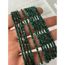 Каменные бусины, Малахит (Конго), люкс, кубик, огранка, 2,5х2,5 мм, длина нити 38 см
