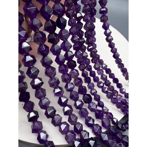 Каменные бусины, Аметист, крупная огранка, 6 мм, длина нити 38 см