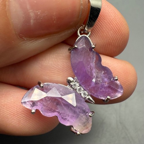 Подвеска, Аметист, Бабочка, в оправе, крепление-цвет серебро, размер 20х15х4 мм, цена за 1 шт.