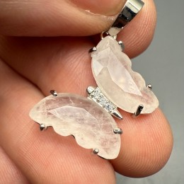 Подвеска, Розовый кварц, Бабочка, в оправе, крепление-цвет серебро, размер 20х15х4 мм, цена за 1 шт.