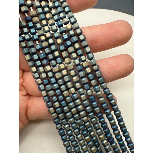 Каменные бусины, Гематит синтетический, многогранник, голубо-зеленый, матовый, размер 4х4 мм, нить 38 см