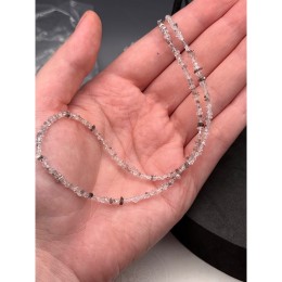 Каменные бусины, "Херкимерский алмаз", (Двухвершинный кристалл горного хрусталя), с включениями, размер ~3х1,5 мм, длина нити 38 см