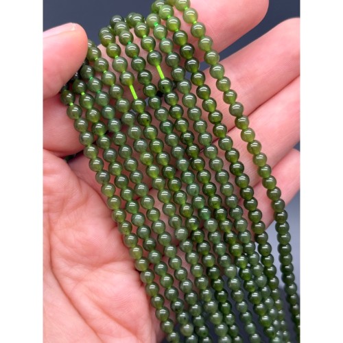 Каменные бусины, Нефрит, Россия, люкс, шарик гладкий, 4 мм, длина нити 28 см