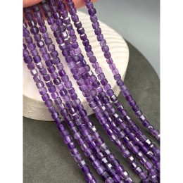Каменные бусины, Аметист, кубик, зеркальная огранка, 4х4 мм, длина нити 38 см