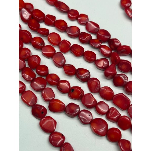 Каменные бусины, Коралл, красный, тонированный, плоский, фриформы, размер 10-12 мм, длина нити 40 см