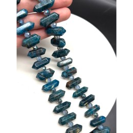 Каменные бусины, Апатит, фриформы, маятник, размер ~20-36х10 мм, длина нити 19 см