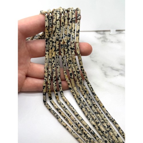 Каменные бусины, Яшма далматиновая, трубочки, 13х4 мм, длина нити 38 см