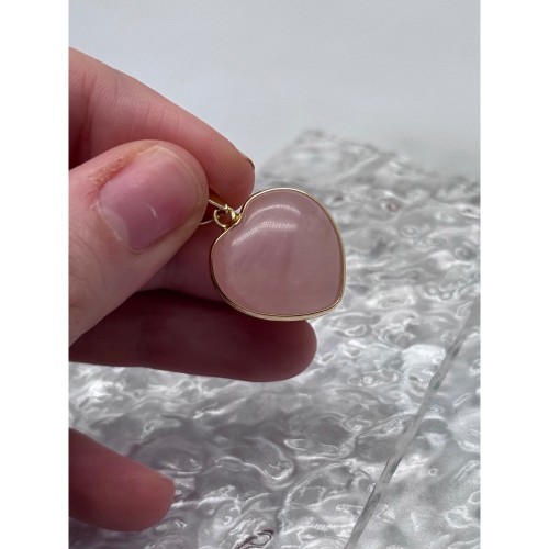 Подвеска, Розовый кварц, сердце, в оправе, фурнитура-цвет золото, размер 21,5 мм, цена за 1 шт.